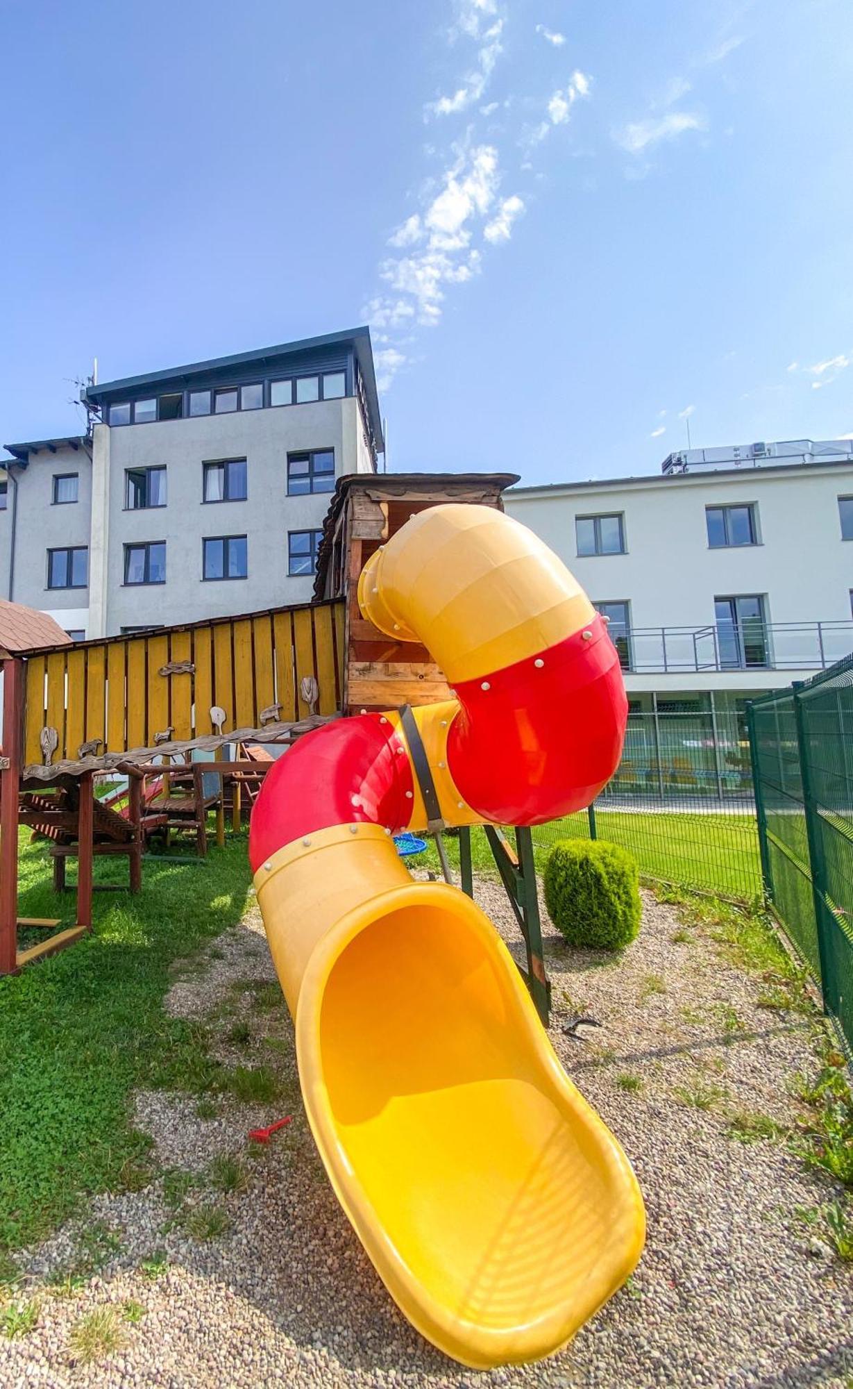 Hotel Milosz Restauracja, Basen Dla Dzieci, Sala Zabaw, Silownia Kartuzy Extérieur photo